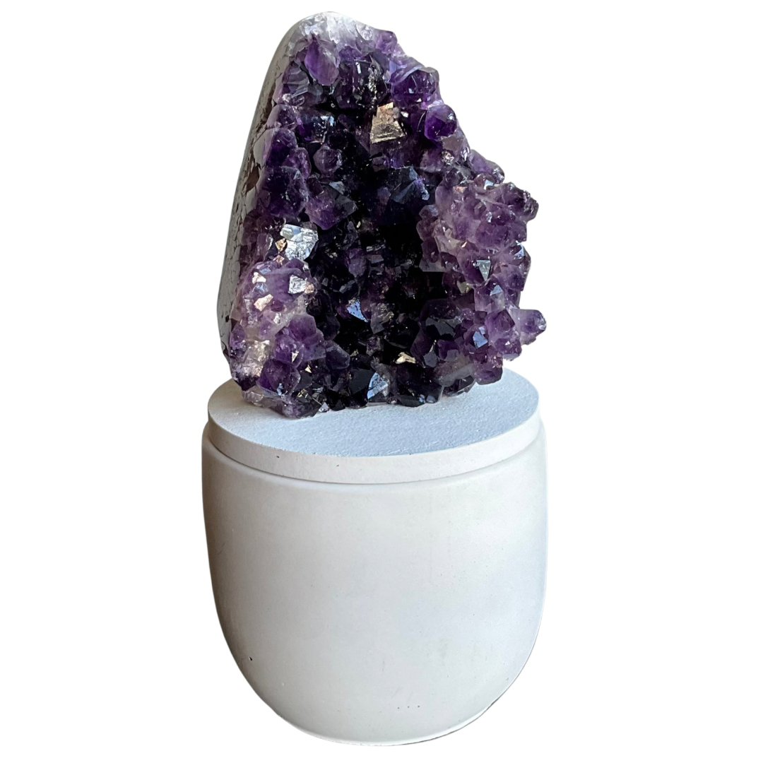 Amethyst Crystal Geode Lid Gardenia Candle