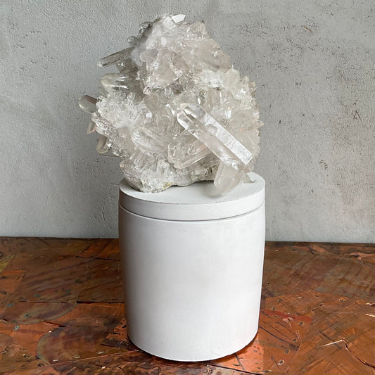 Quartz Cluster Lid Candle