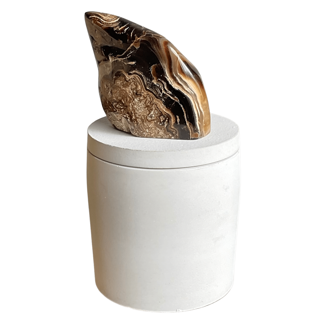 Chocolate Calcite Claw Lid Candle