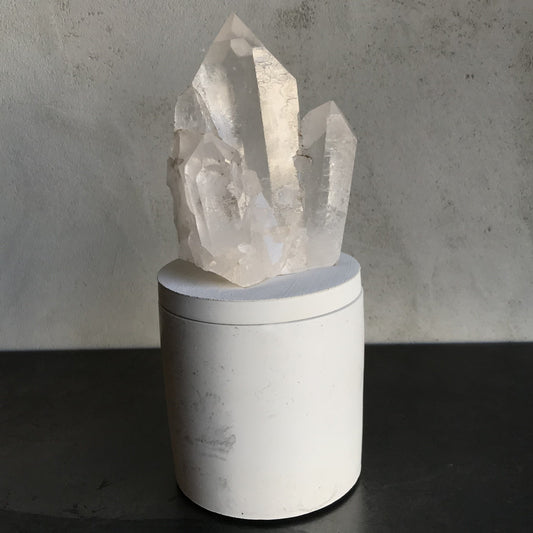 Quartz Crystal Cluster Lid Candle