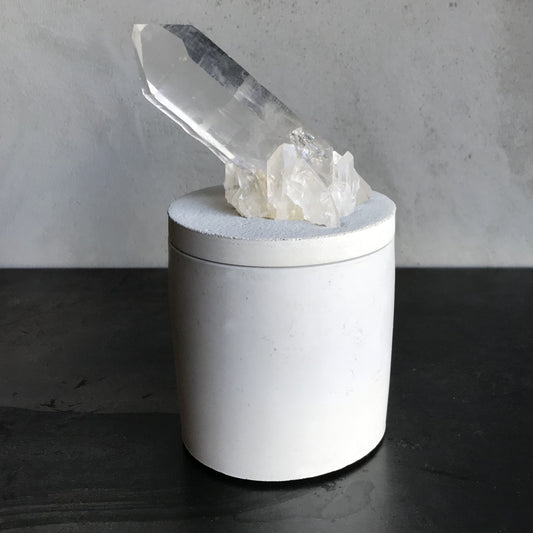 Quartz Crystal Generator Lid Candle