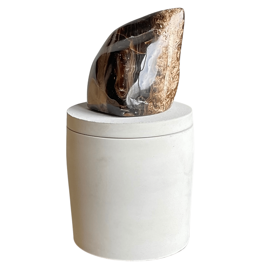 Chocolate Calcite Claw Lid Candle
