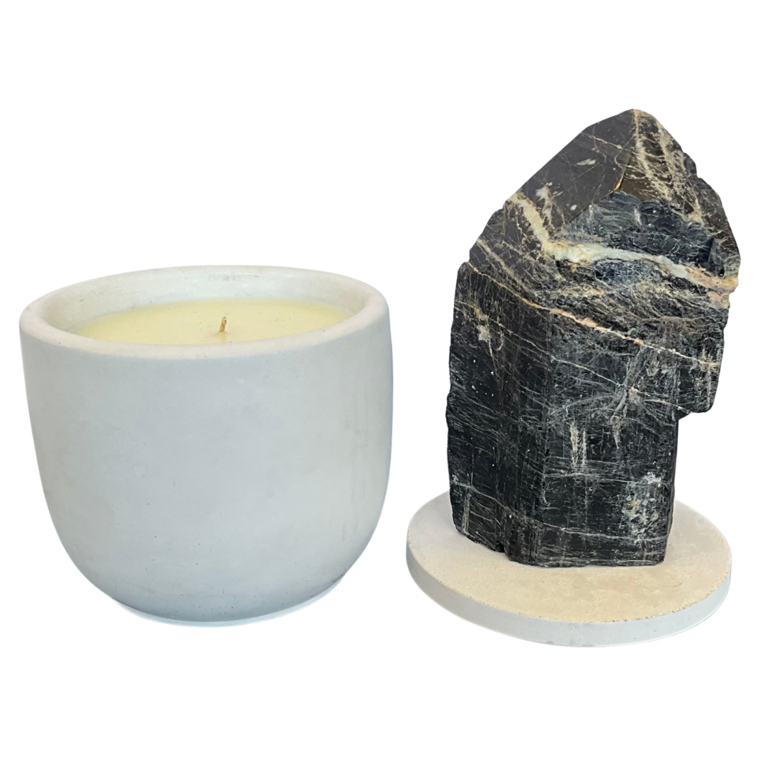 Black Tourmaline Lid Gardenia Candle