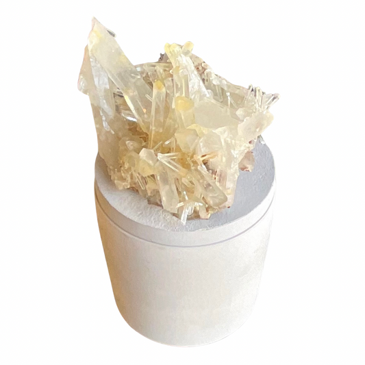 Mango Quartz Cluster Lid Candle