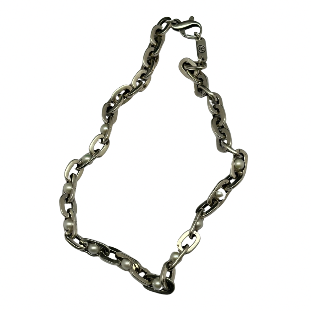 Hardware Link Chain with 11 Pearls