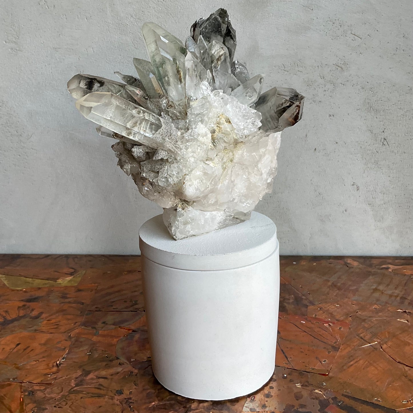 Quartz Cluster Lid Candle w/Green