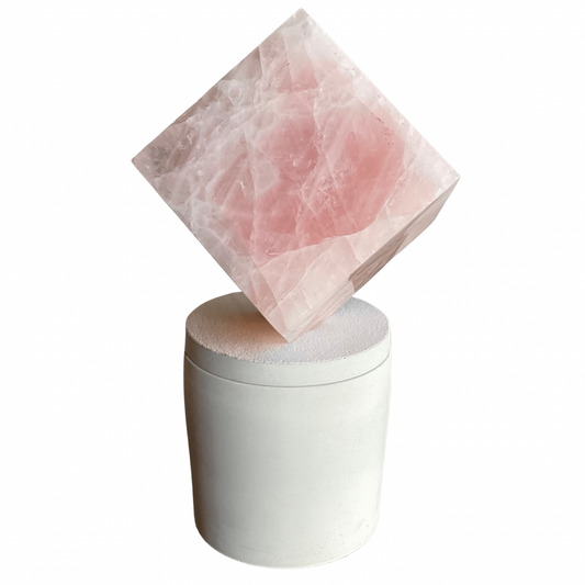 Madagascar Rose Quartz Lid Candle