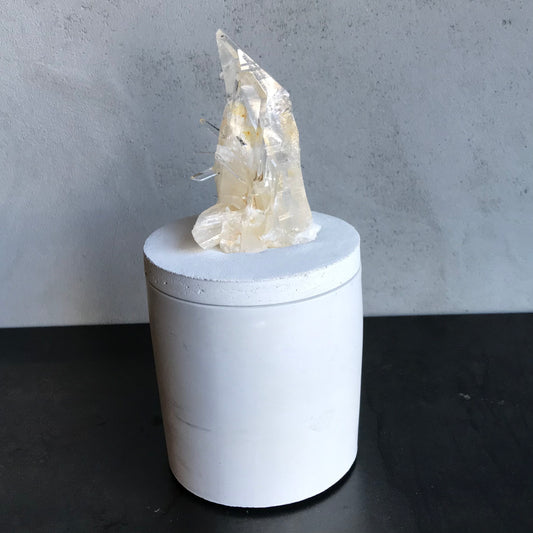 Quartz Crystal Lid Candle