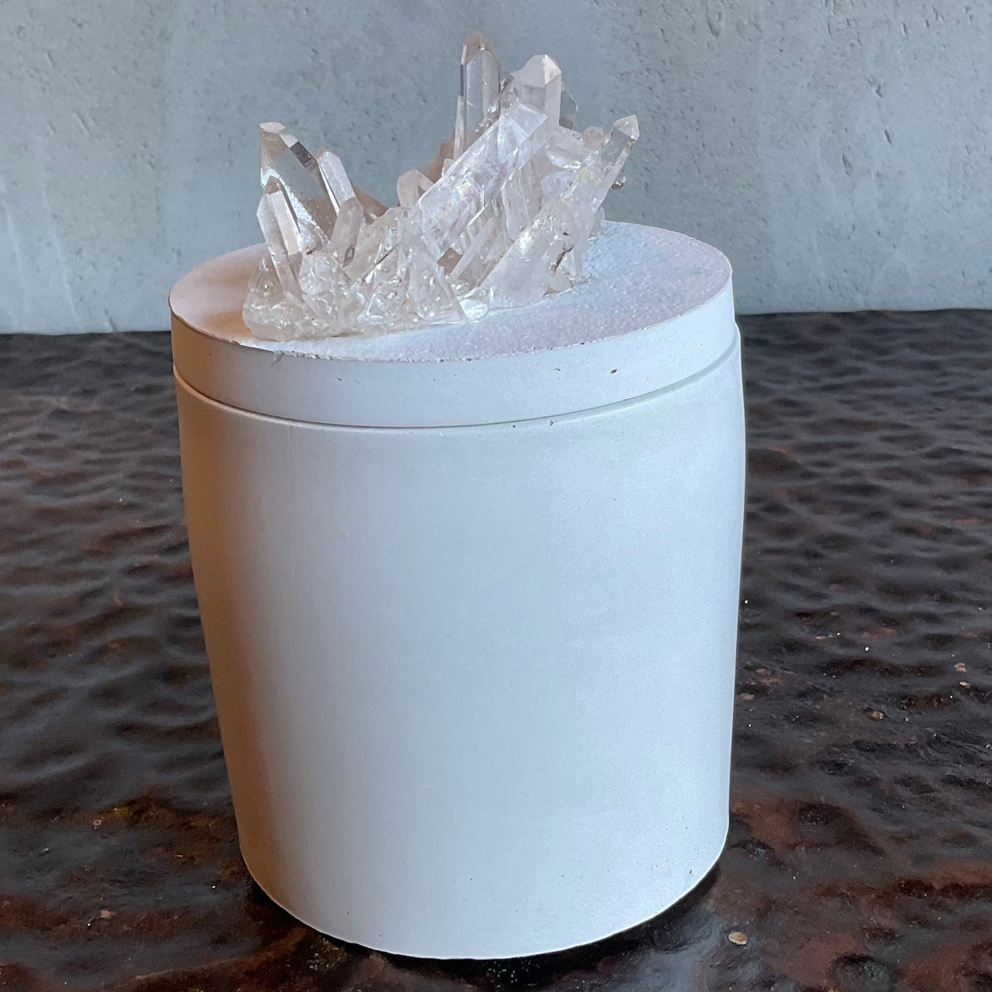 Clear Quartz Generator Lid Candle