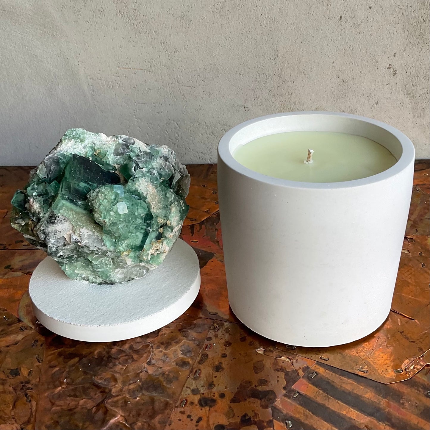 FLUORITE CLUSTER LID CANDLE